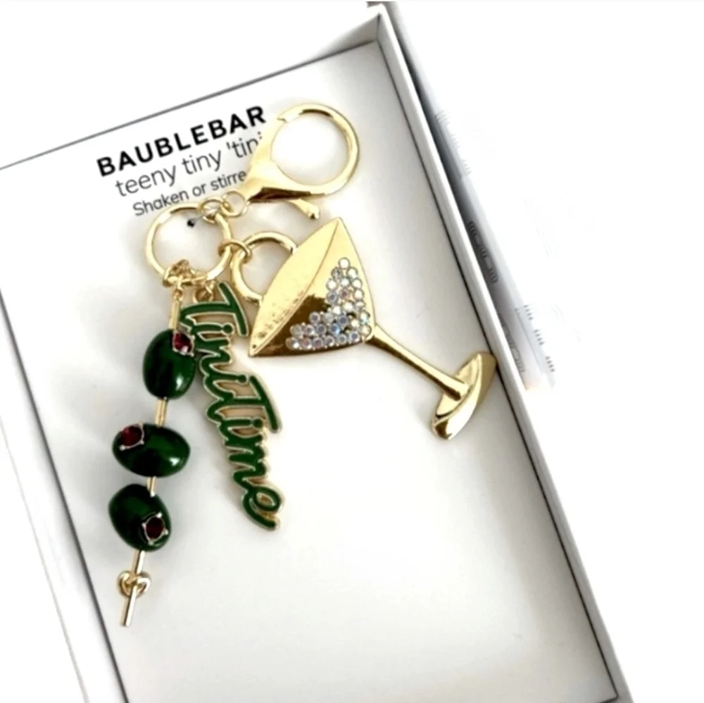 🫒▪️BaubleBar ▪️Martini Olives Tinitime Bag Charm Keychain